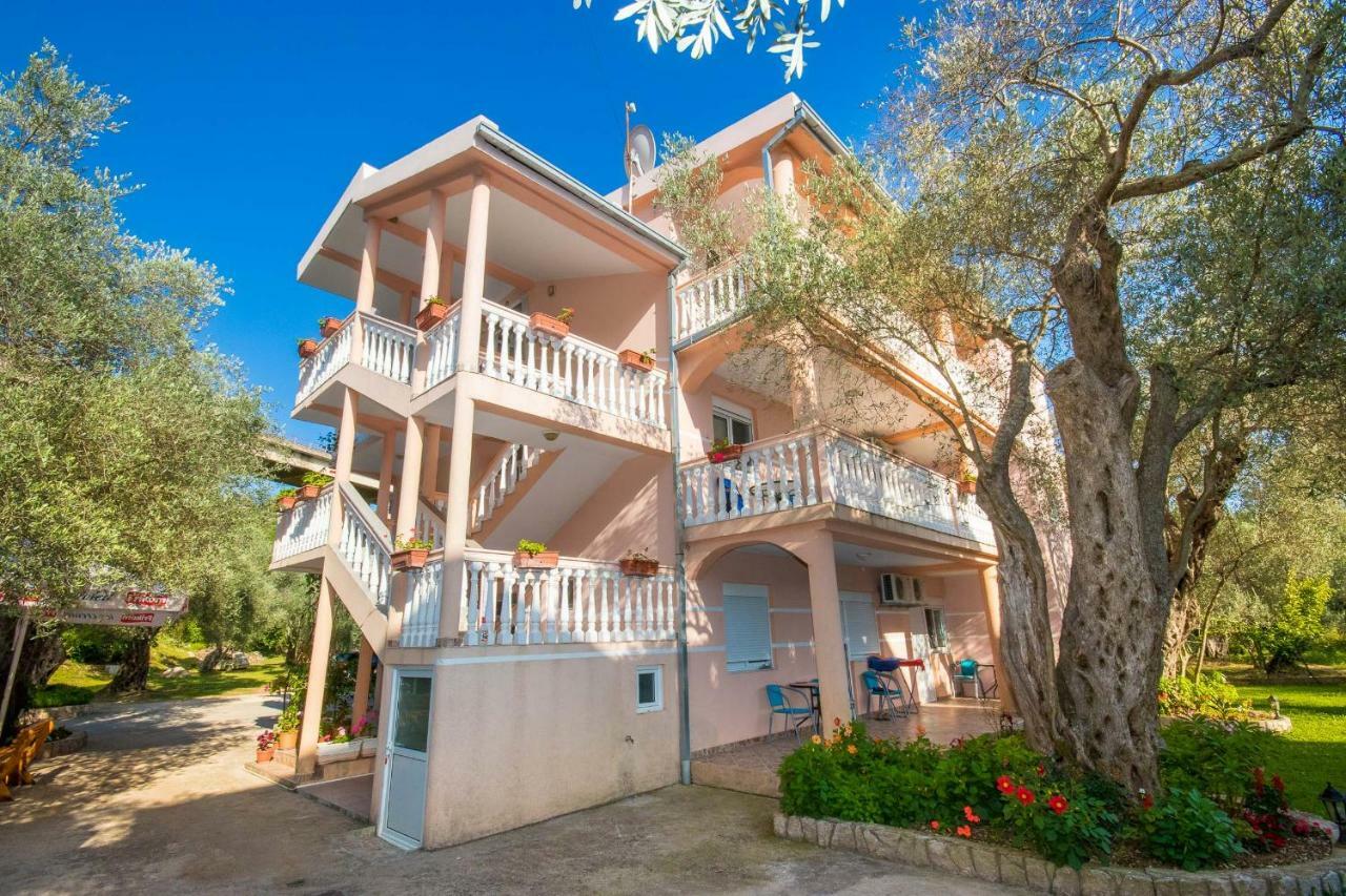Apartments Duskic Utjeha Luaran gambar