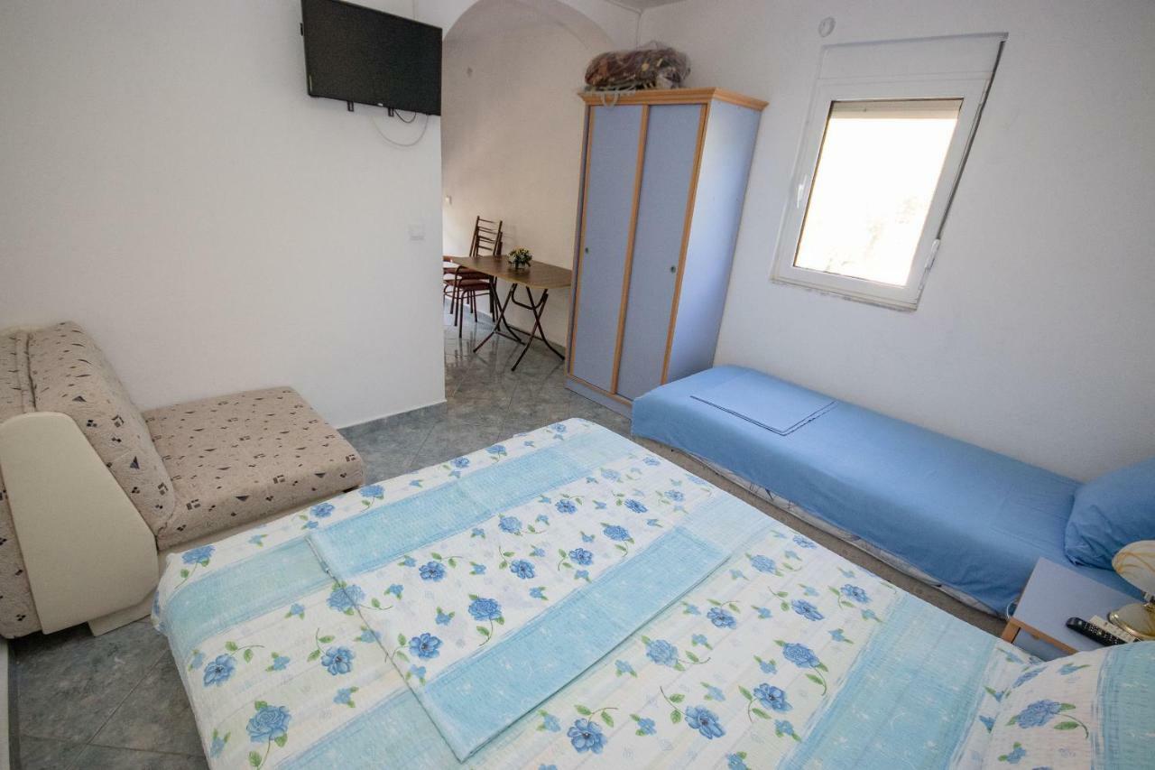 Apartments Duskic Utjeha Luaran gambar
