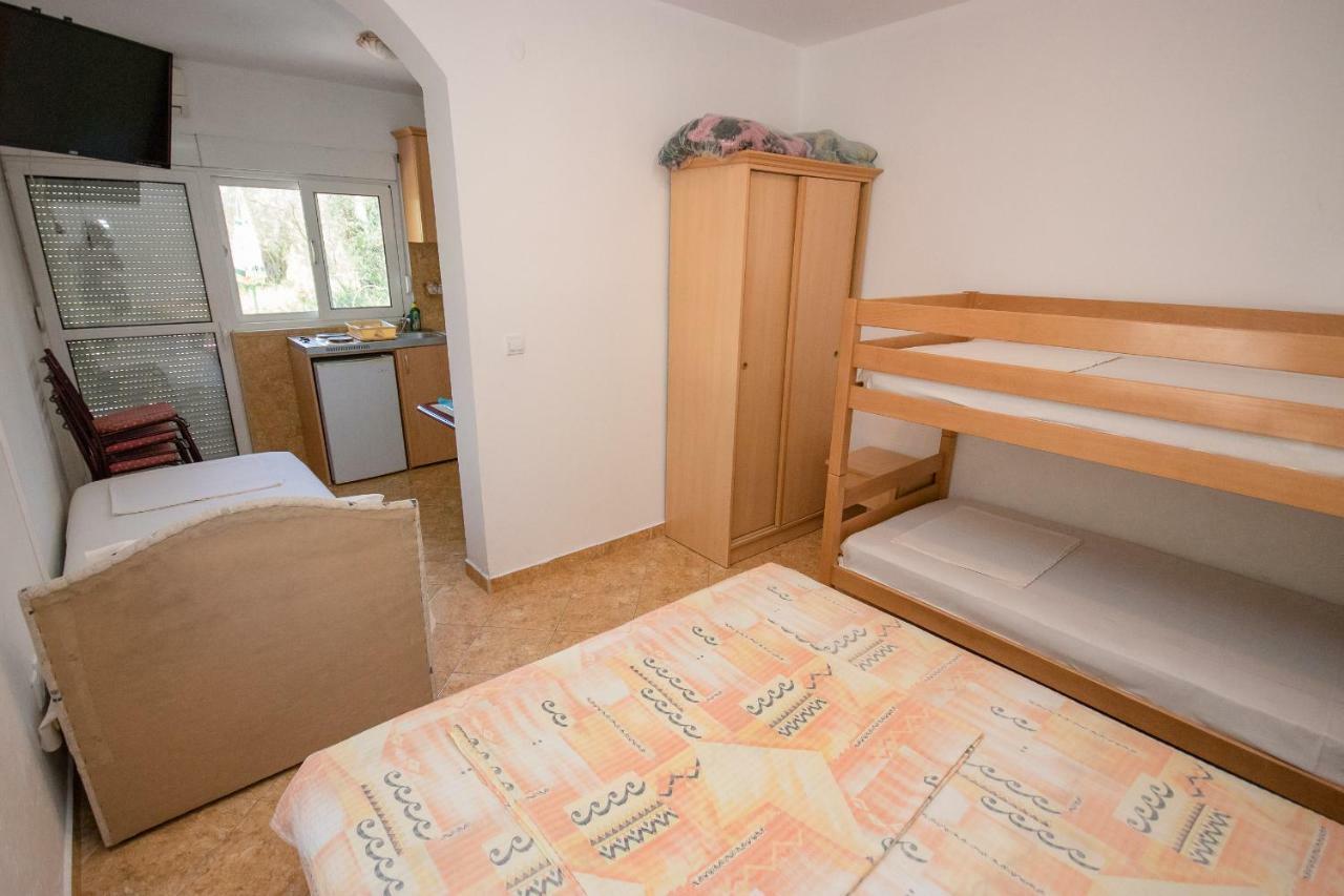 Apartments Duskic Utjeha Luaran gambar