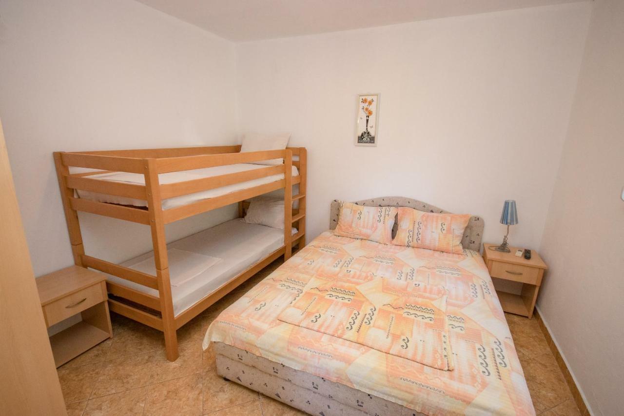 Apartments Duskic Utjeha Luaran gambar